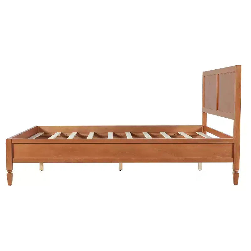 Struttura letto a piattaforma matrimoniale/king size con testiera a pannelli classica - ModernLuxe
