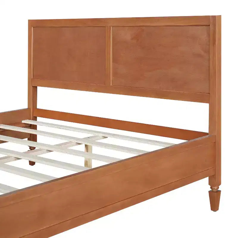 Struttura letto a piattaforma matrimoniale/king size con testiera a pannelli classica - ModernLuxe