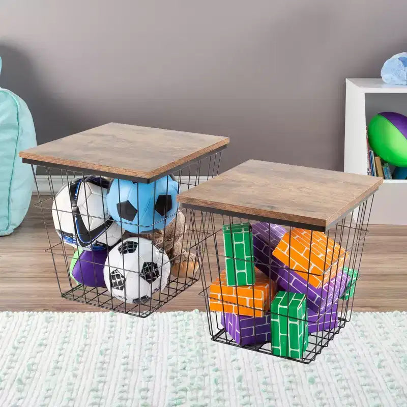 Tavolino d'appoggio con contenitore Set di 2 tavolini impilabili Base quadrata a cesto in filo di ferro e piani in legno Tavolino laterale in stile industriale e rustico di Lavish Home